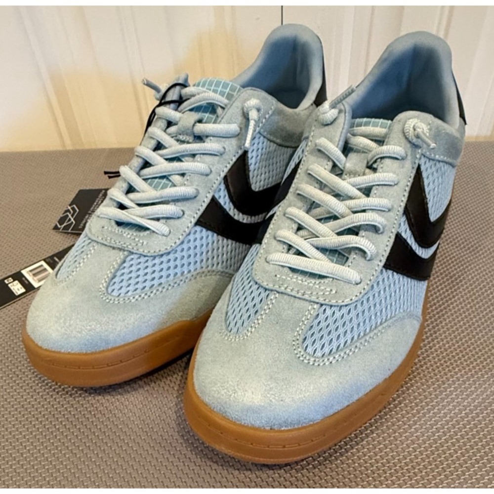 Madden NYC Womens Sneakers 11 Light Blue Black Retro Low Top Mesh Gum Sole